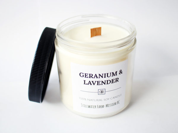 Geranium & Lavender Natural Soy Wax Candle | 8 oz wood wick
